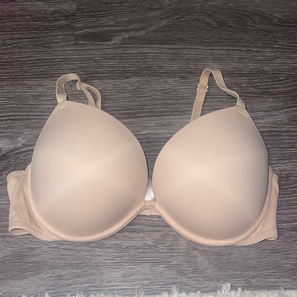 Victoria’s Secret pink Super push up